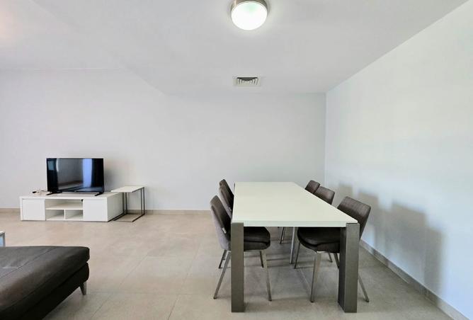 967770 - Property Image 2