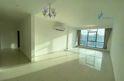 Apartment - 2 Bedrooms - 3 Bathrooms for rent in Hidd - Muharraq Governorate