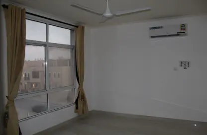 Apartment - 2 Bedrooms - 2 Bathrooms for rent in Galali - Muharraq Governorate