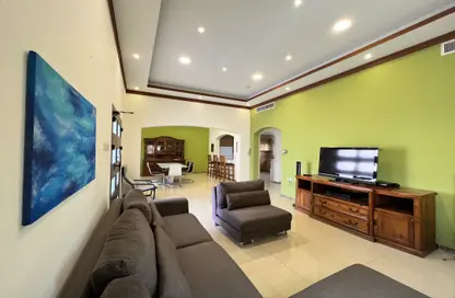 فيلا - 3 غرف نوم - 3 حمامات للايجار في الجفير - محافظة العاصمة