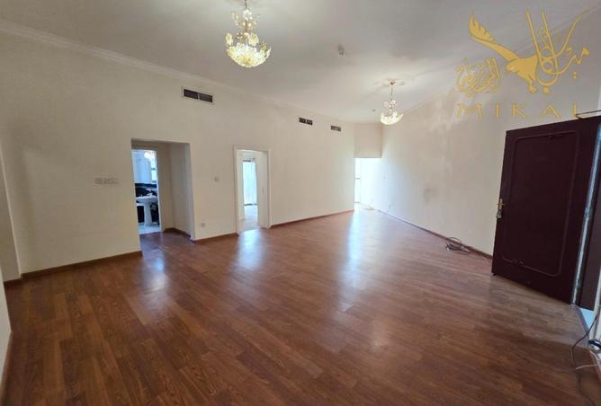 972895 - Property Main Image