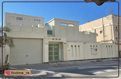 Outdoor Building image for: Villa - 3 Bedrooms - 3 Bathrooms for sale in Shahrakan - Northern Governorate, Image 1