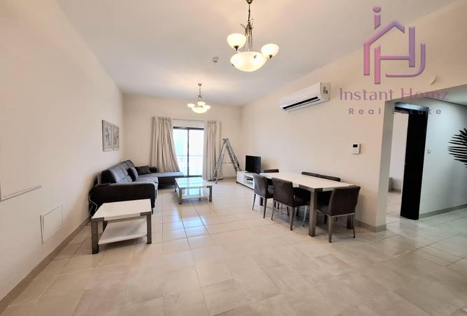 982106 - Property Image 2