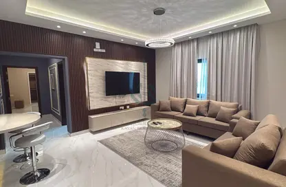 Apartment - 2 Bedrooms - 3 Bathrooms for rent in Busaiteen - Muharraq Governorate