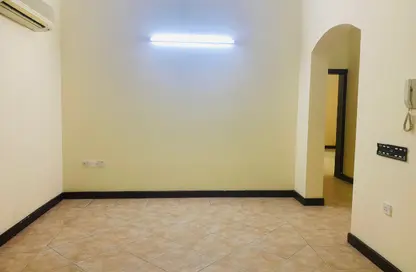 Apartment - 2 Bedrooms - 2 Bathrooms for rent in Hoora - Capital Governorate