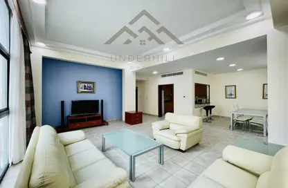Apartment - 2 Bedrooms - 3 Bathrooms for rent in Al Juffair - Capital Governorate