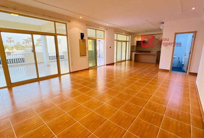 972208 - Property Main Image