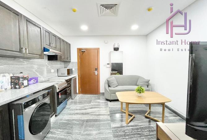 985616 - Property Image 2