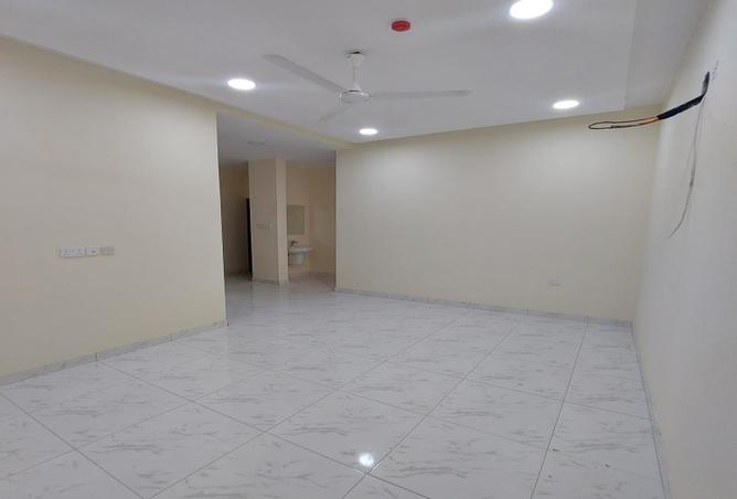954809 - Property Main Image