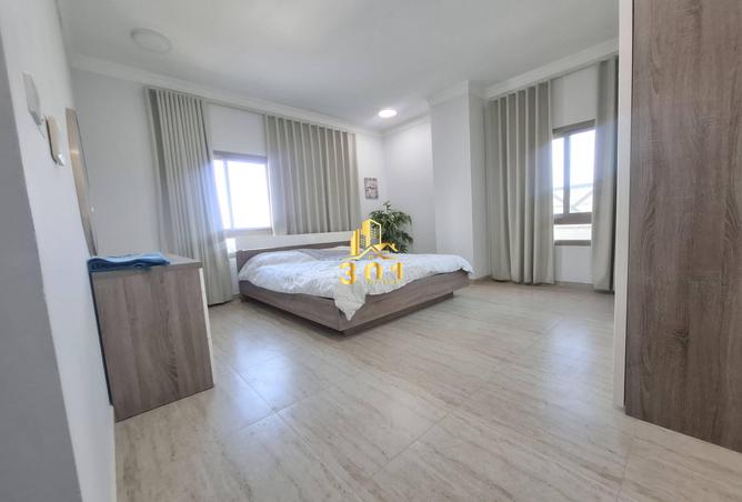 952236 - Property Image 3