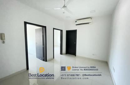 Office Space - Studio - 2 Bathrooms for rent in Tubli - Central Governorate