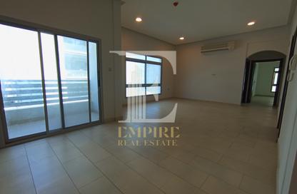 Apartment - 2 Bedrooms - 3 Bathrooms for rent in Janabiya - Northern Governorate