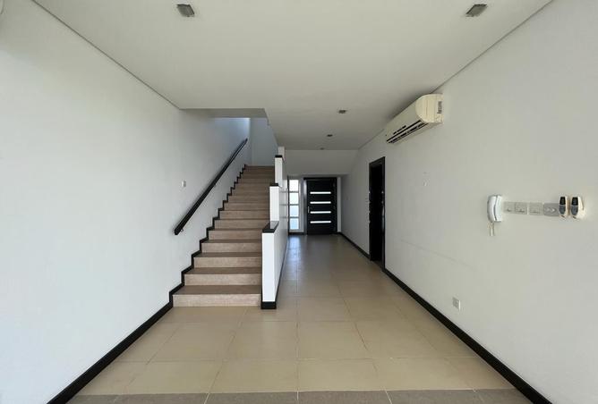 976022 - Property Image 3