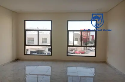 Apartment - 3 Bedrooms - 2 Bathrooms for rent in Bu Quwah - Northern Governorate