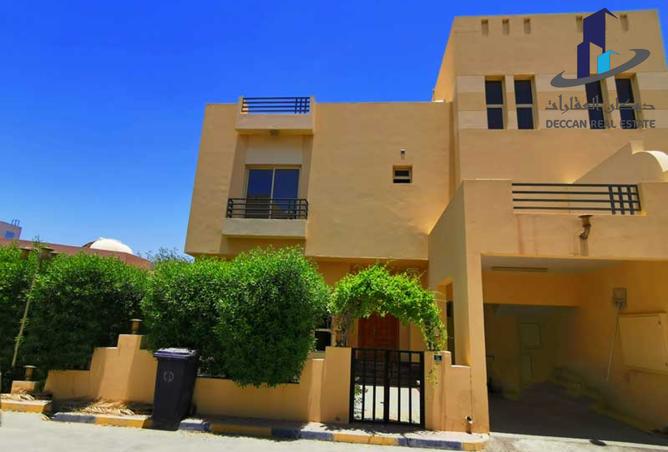 مجمع سكني - 4 غرف نوم - 4 حمامات للايجار في سار - المحافظة الشمالية