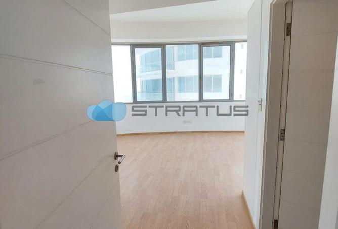 970455 - Property Image 3