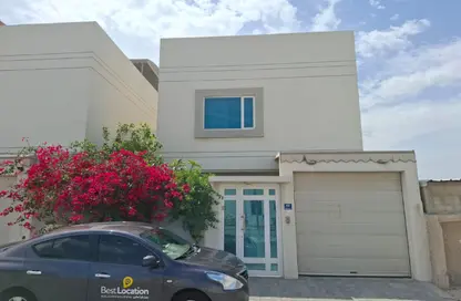 Villa - 5 Bedrooms - 6 Bathrooms for sale in Tubli - Central Governorate