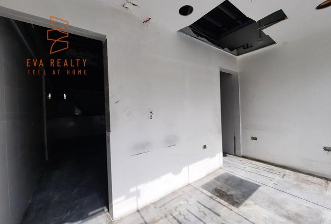 967712 - Property Image 2