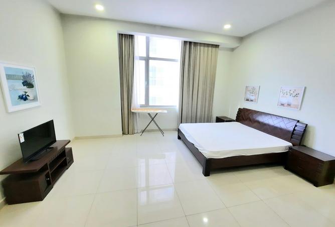 972558 - Property Image 2