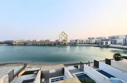 Villa - 4 Bedrooms - 5 Bathrooms for rent in Amwaj Avenue - Amwaj Islands - Muharraq Governorate