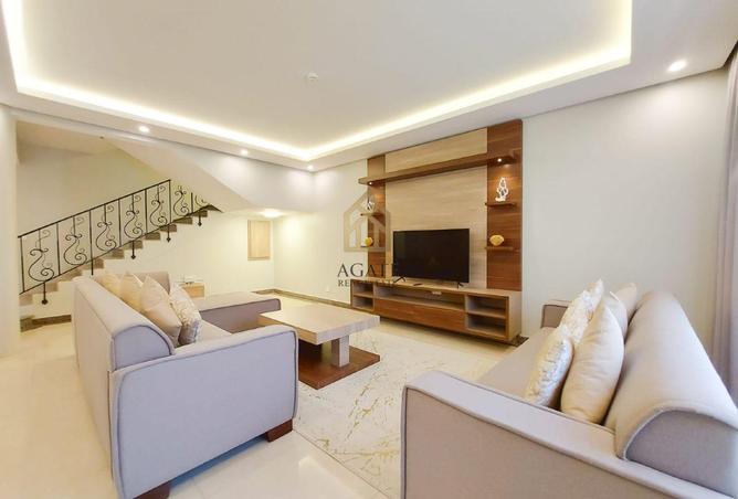 983552 - Property Image 2