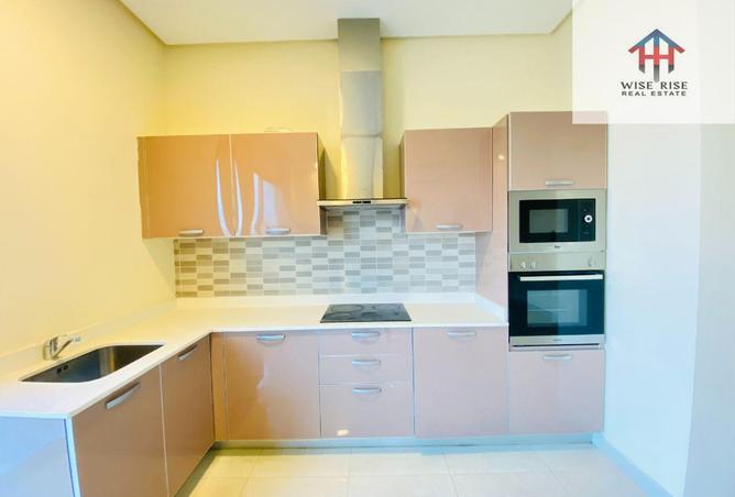 989137 - Property Image 2