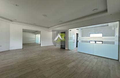 Office Space - Studio - 2 Bathrooms for rent in Seef - Capital Governorate