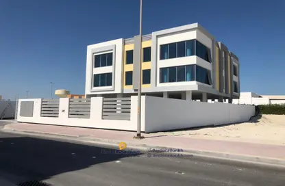 عمارة بالكامل - استوديو - 5 حمامات للبيع في النور - ديار المحرق - المحرق