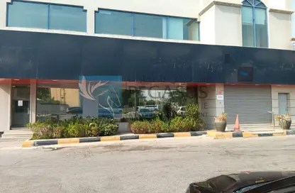 Show Room - Studio - 4 Bathrooms for rent in Adliya - Manama - Capital Governorate