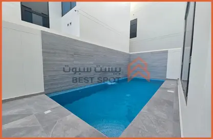 فيلا - 5 غرف نوم - 6 حمامات للبيع في سار - المحافظة الشمالية