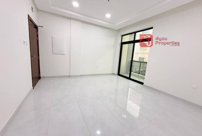 985891 - Property Image 3