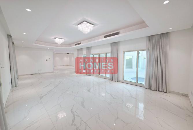 968120 - Property Image 3