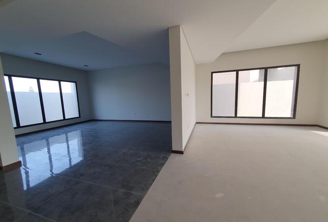 966602 - Property Image 3