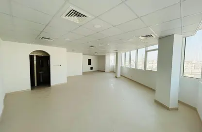 Office Space - Studio - 2 Bathrooms for rent in Um Al Hasam - Manama - Capital Governorate
