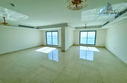 Apartment - 3 Bedrooms - 4 Bathrooms for sale in Hidd - Muharraq Governorate