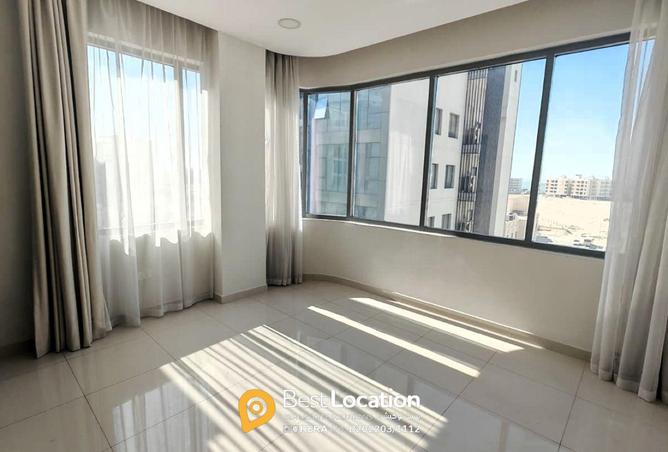 989684 - Property Main Image