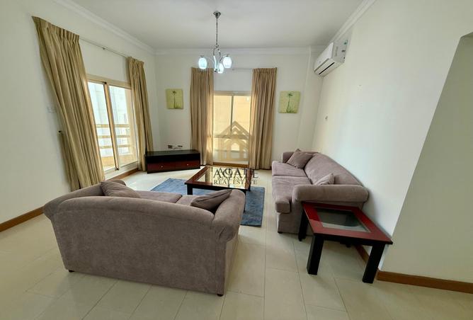 955421 - Property Image 2