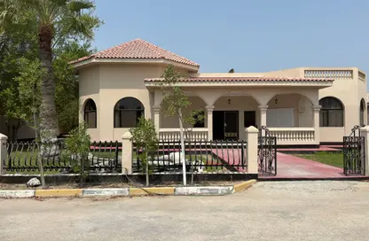 فيلا - 4 غرف نوم - 5 حمامات للايجار في المرخ - المحافظة الشمالية