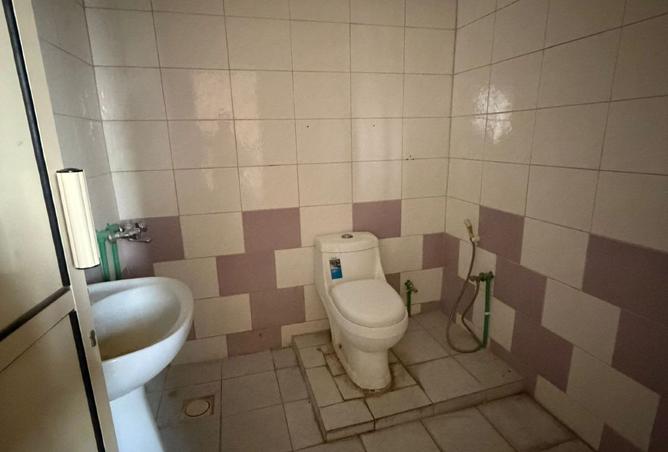 985818 - Property Image 2