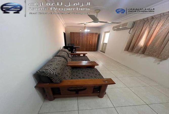 879607 - Property Image 2