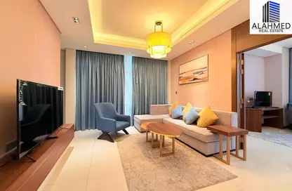 Apartment - 2 Bedrooms - 2 Bathrooms for rent in Al Juffair - Capital Governorate