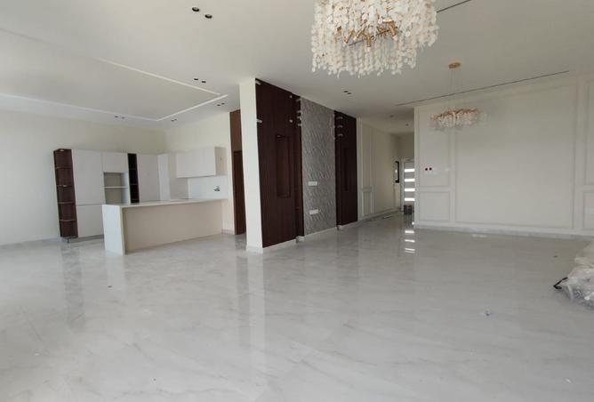 966423 - Property Image 3