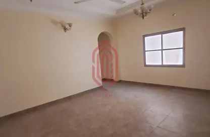 شقة - 2 غرف نوم - 2 حمامات للايجار في طشان - المحافظة الشمالية