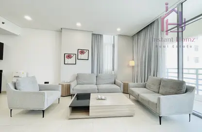 Apartment - 2 Bedrooms - 3 Bathrooms for rent in Al Juffair - Capital Governorate