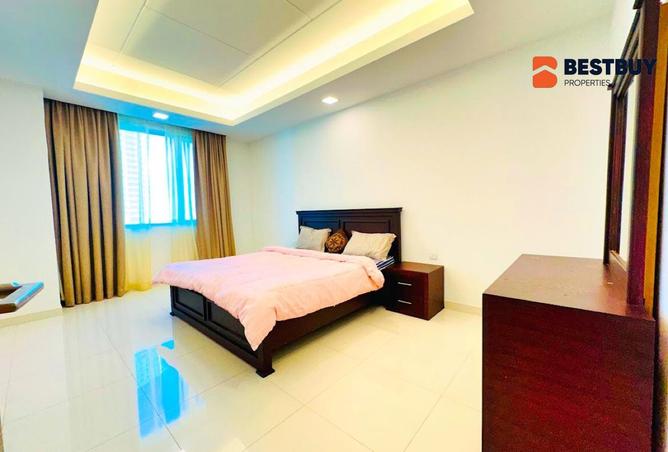 986046 - Property Image 2