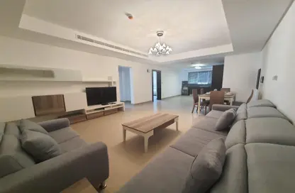 Living / Dining Room image for: Apartment - 2 Bedrooms - 2 Bathrooms for rent in Seef - Capital Governorate, Image 1