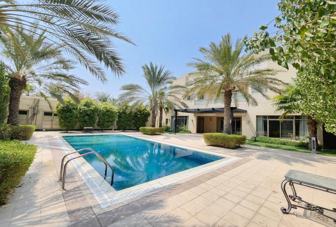 982526 - Property Image 2