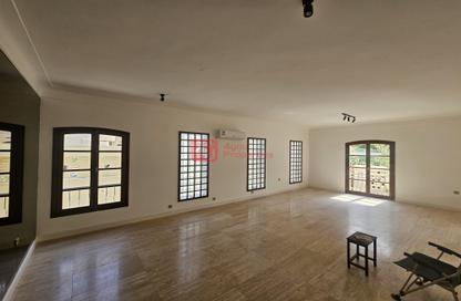Villa - 4 Bedrooms - 5 Bathrooms for rent in Zinj - Manama - Capital Governorate