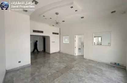 مكتب - استوديو - 3 حمامات للايجار في الجفير - محافظة العاصمة
