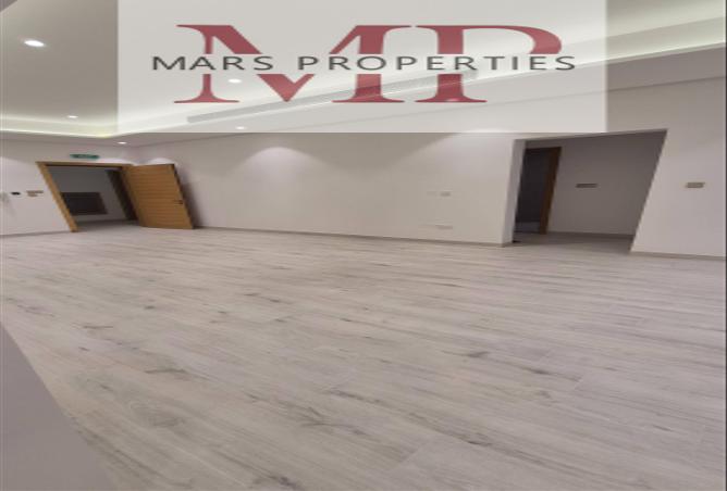 972983 - Property Image 2